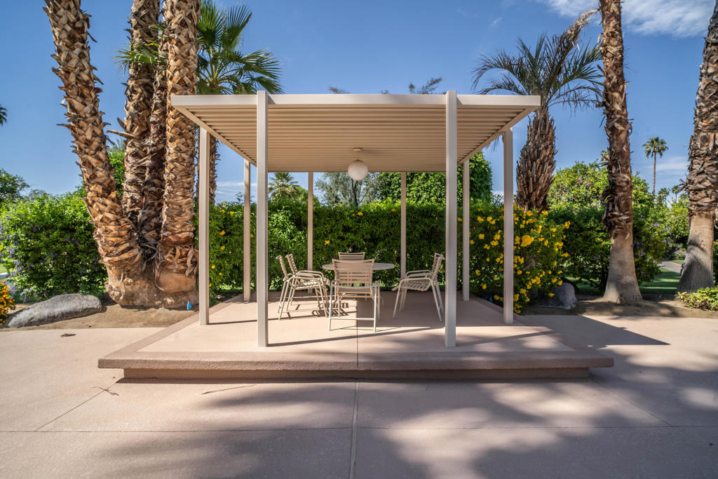 main property photo 66