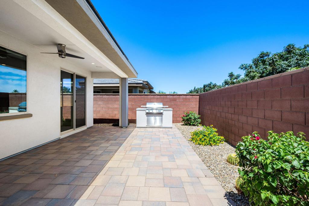 main property photo 41