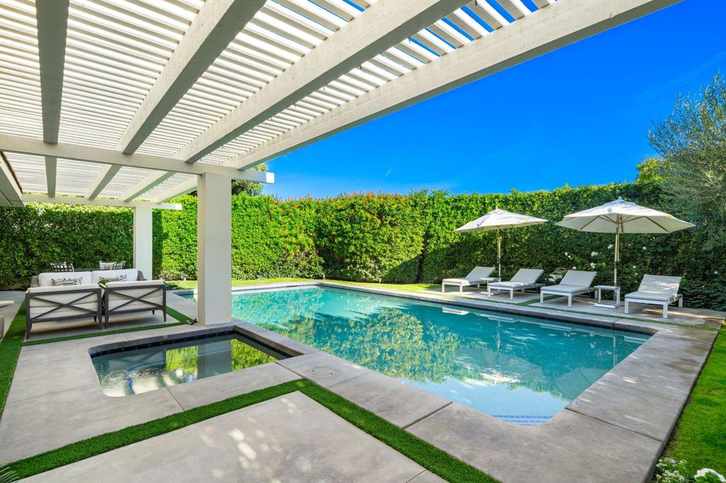 main property photo 26