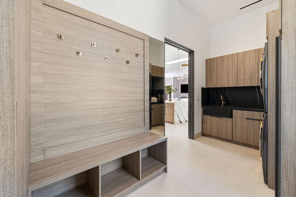 main property photo 71