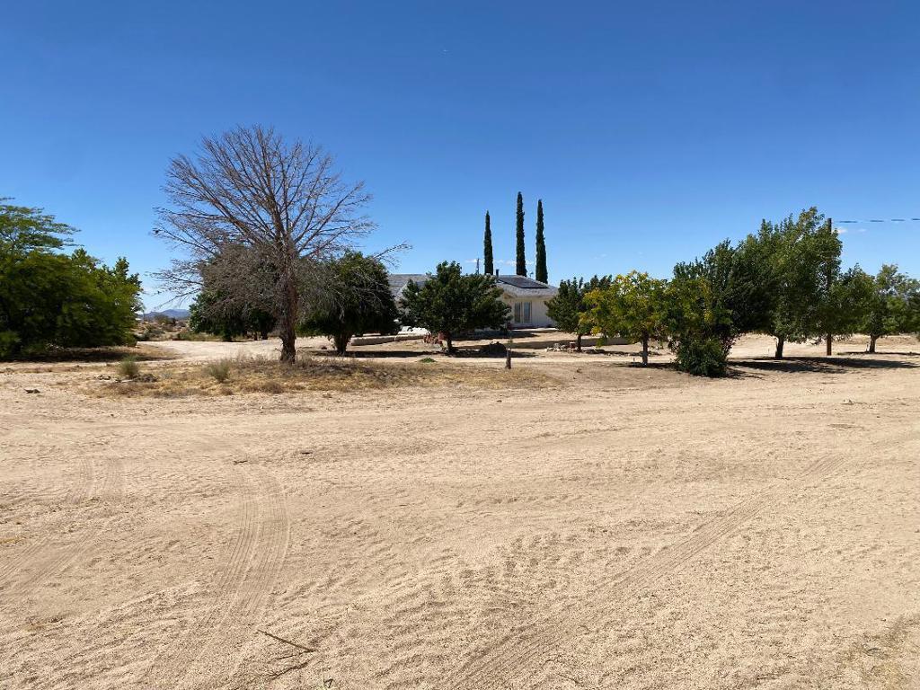 main property photo 11