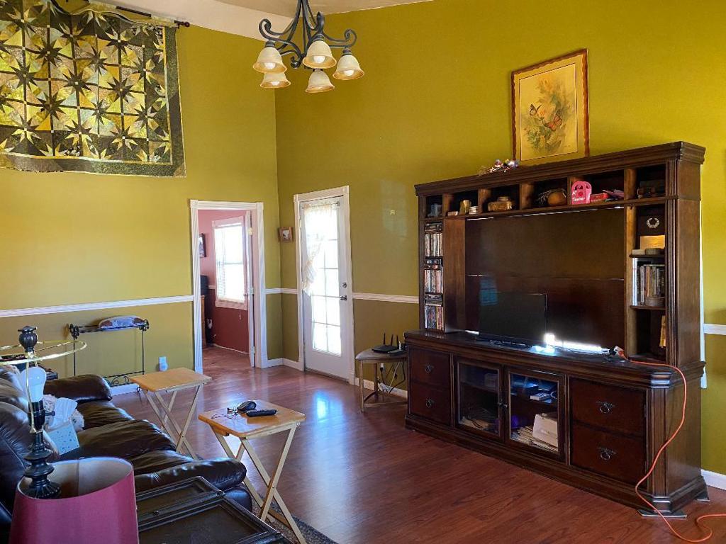 main property photo 40