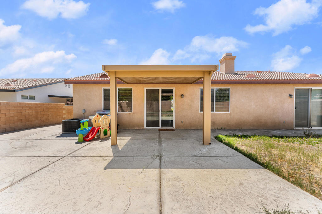 main property photo 32