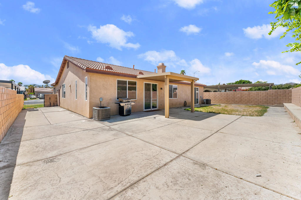 main property photo 33