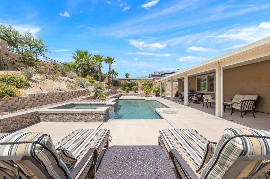 main property photo 74