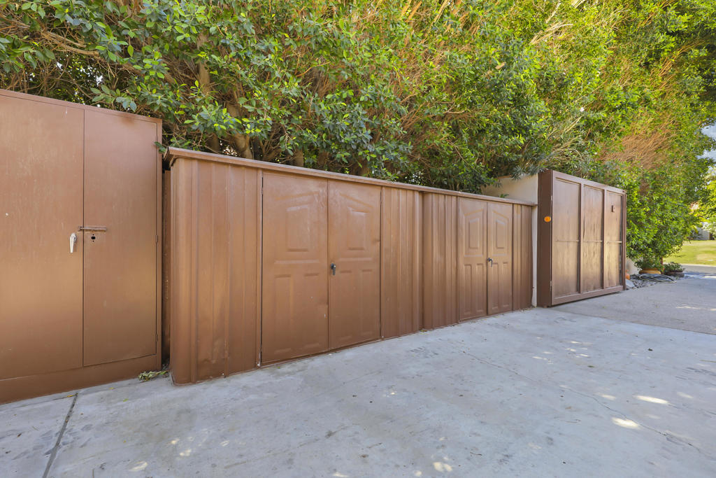 main property photo 66