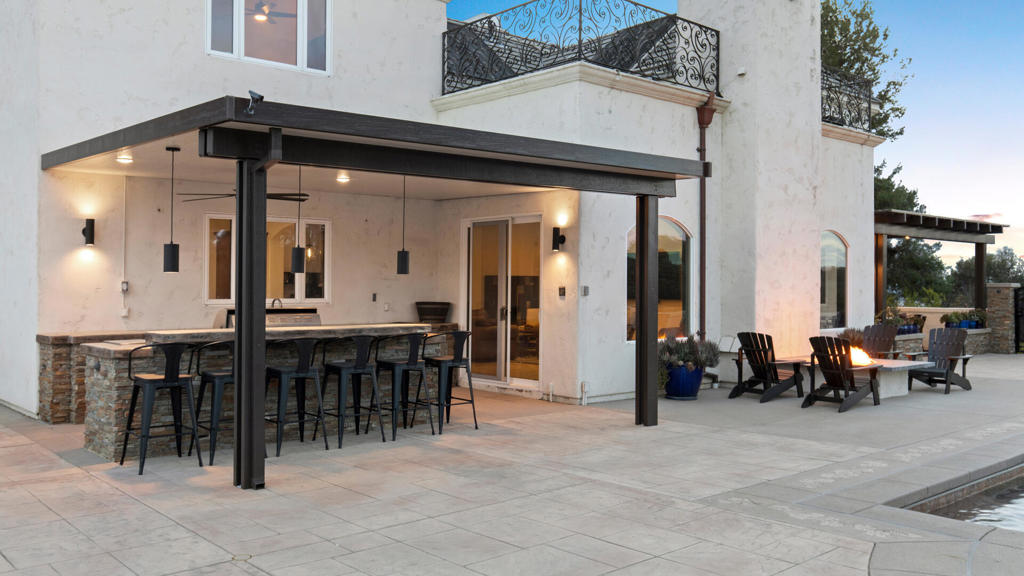 main property photo 51
