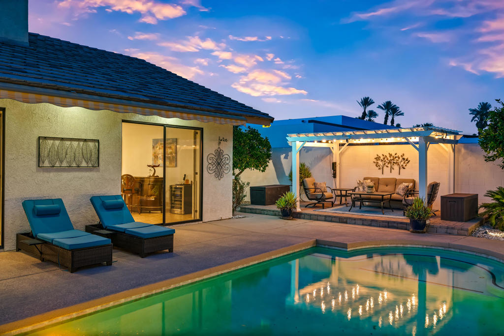 main property photo 50
