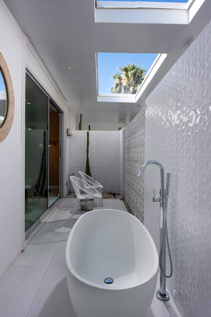 main property photo 77