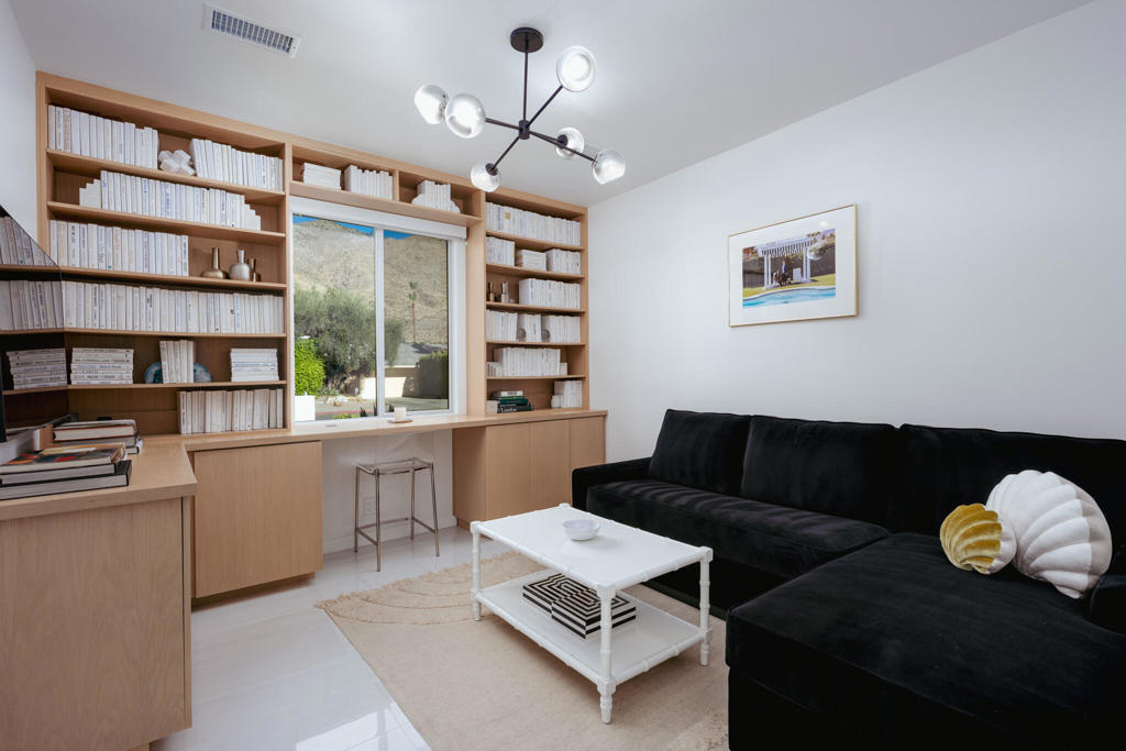 main property photo 79