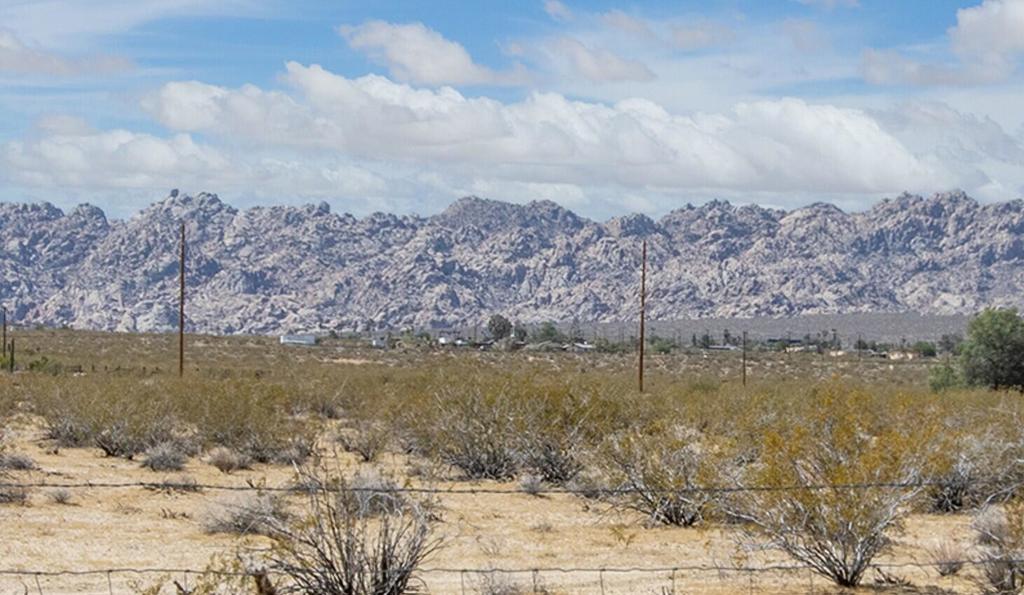 main property photo 2