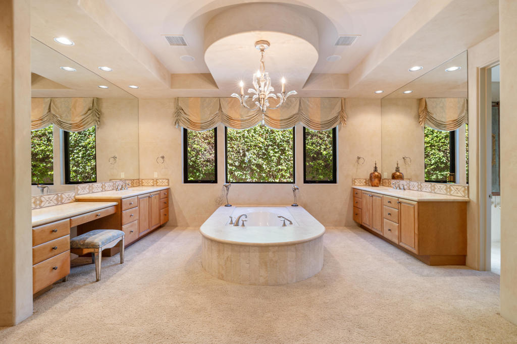 main property photo 53