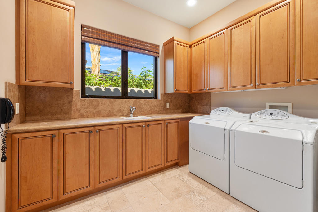 main property photo 74