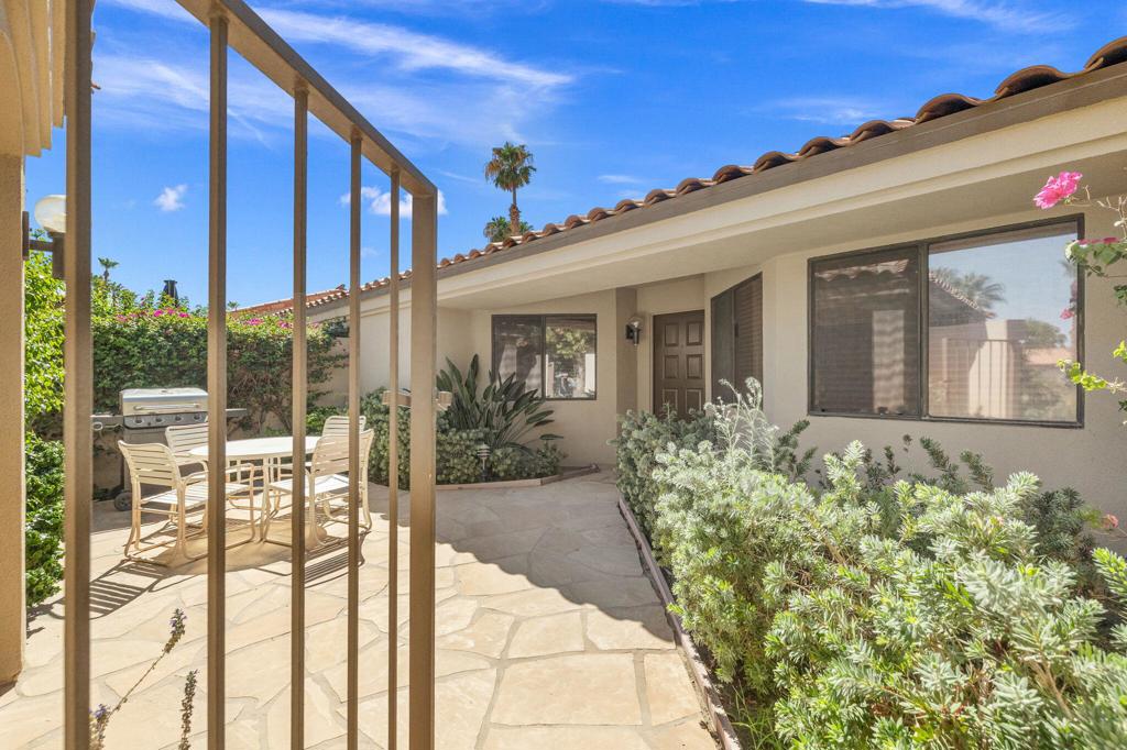 main property photo 25