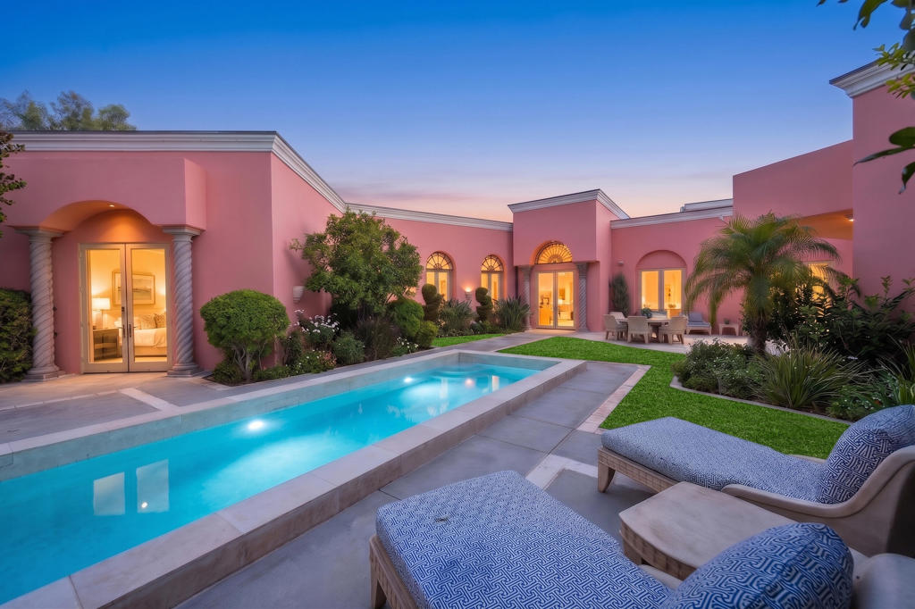 main property photo 40