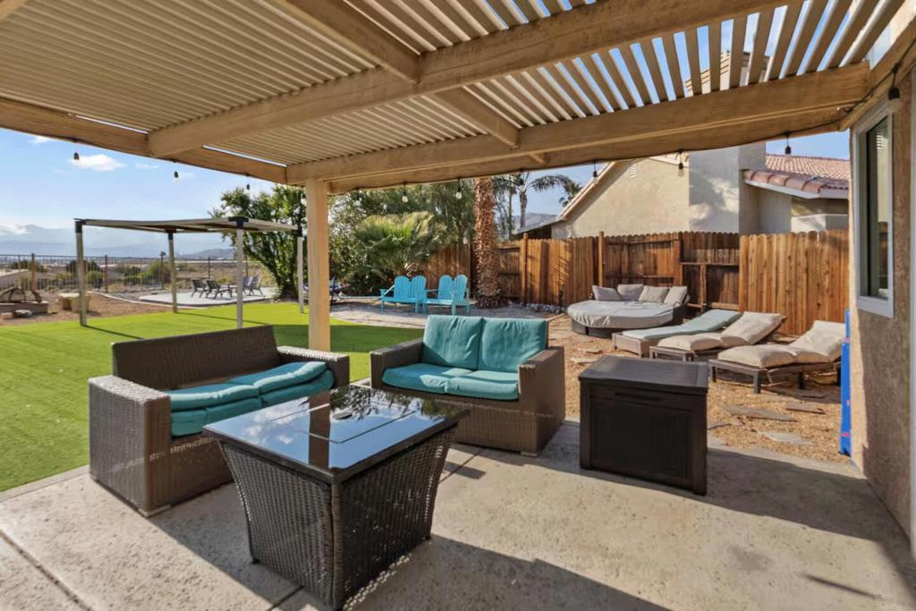 main property photo 16