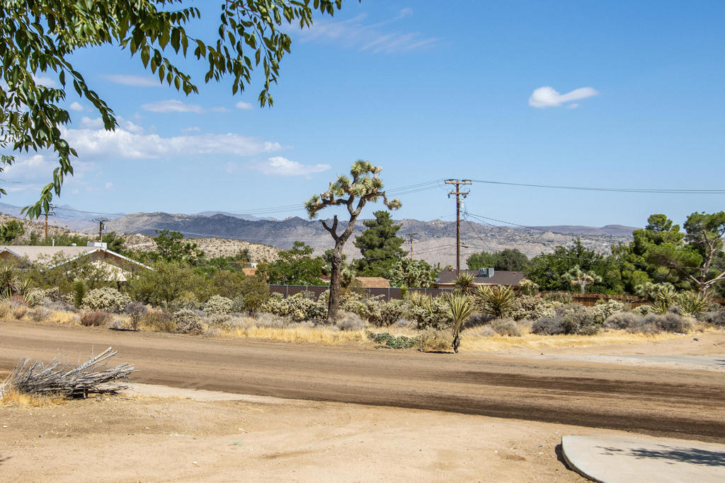 main property photo 7