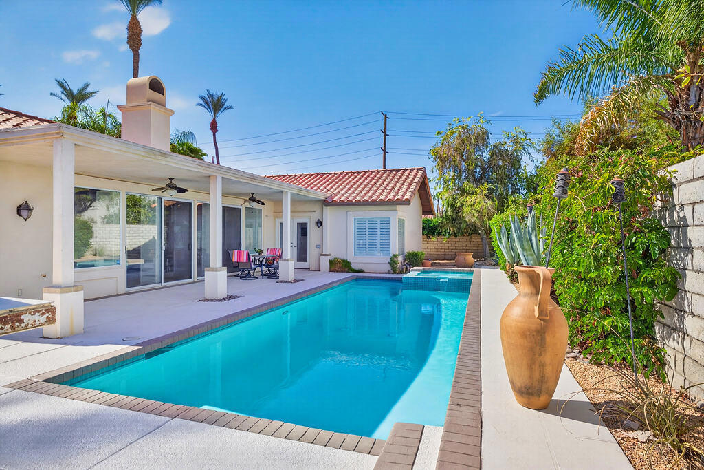 main property photo 23