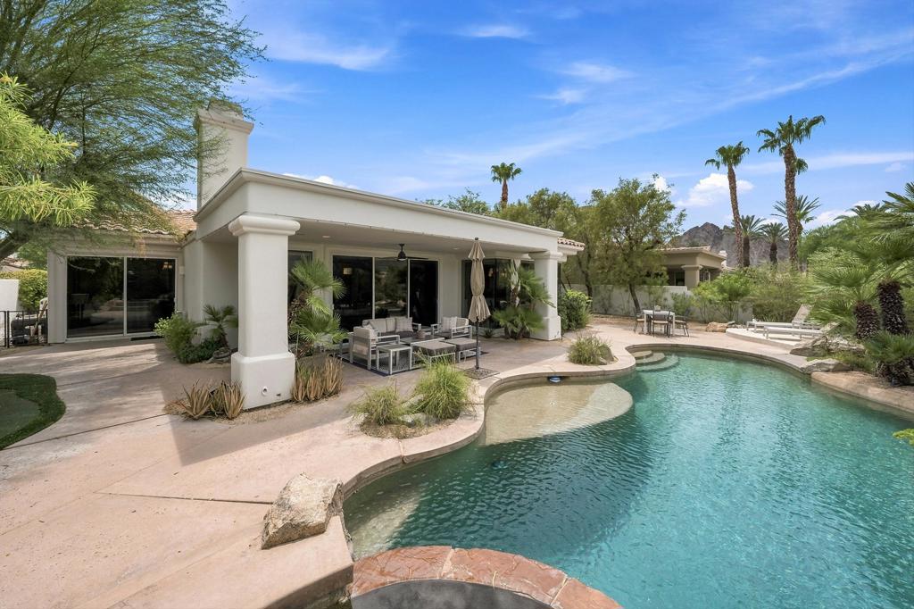 main property photo 12