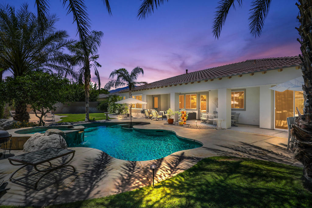 main property photo 13