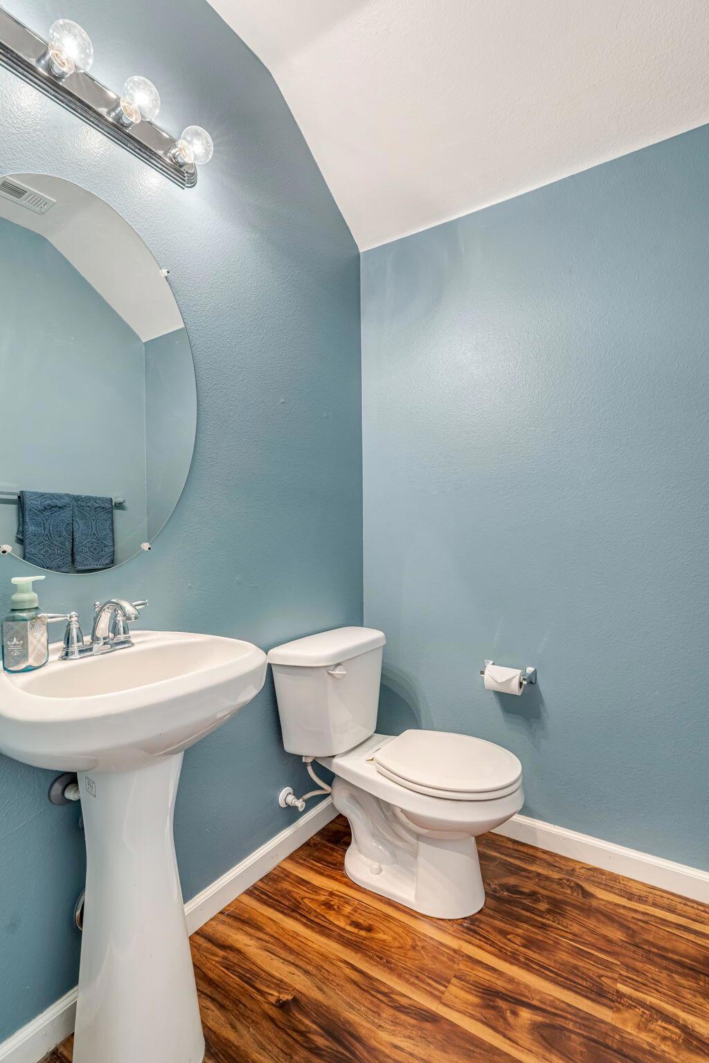 main property photo 13