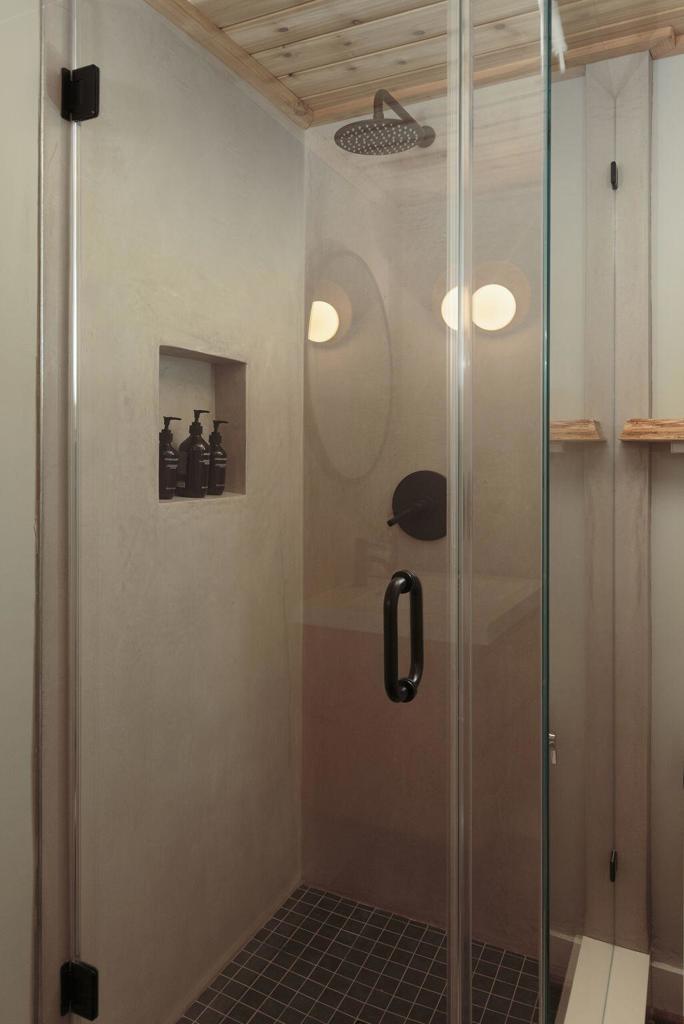 main property photo 53