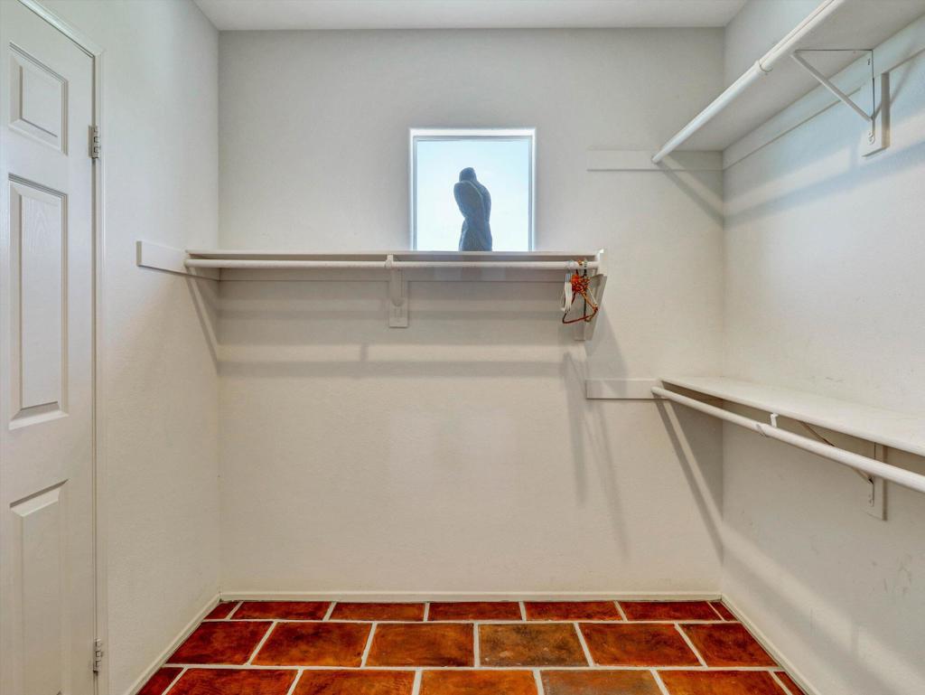 main property photo 75