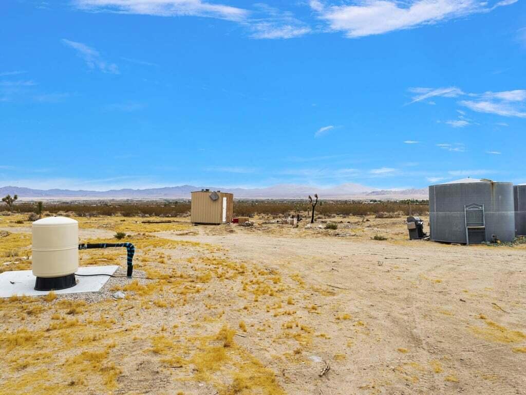 main property photo 34