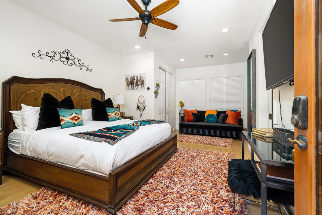 main property photo 90