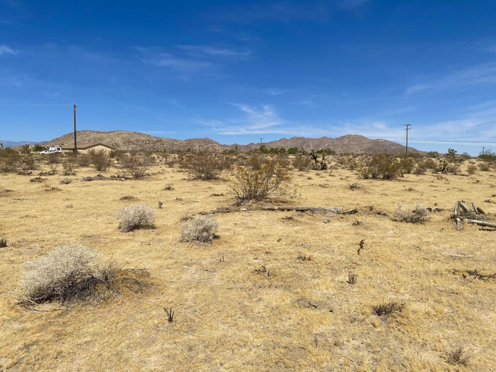 main property photo 24