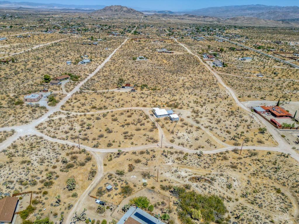 main property photo 26