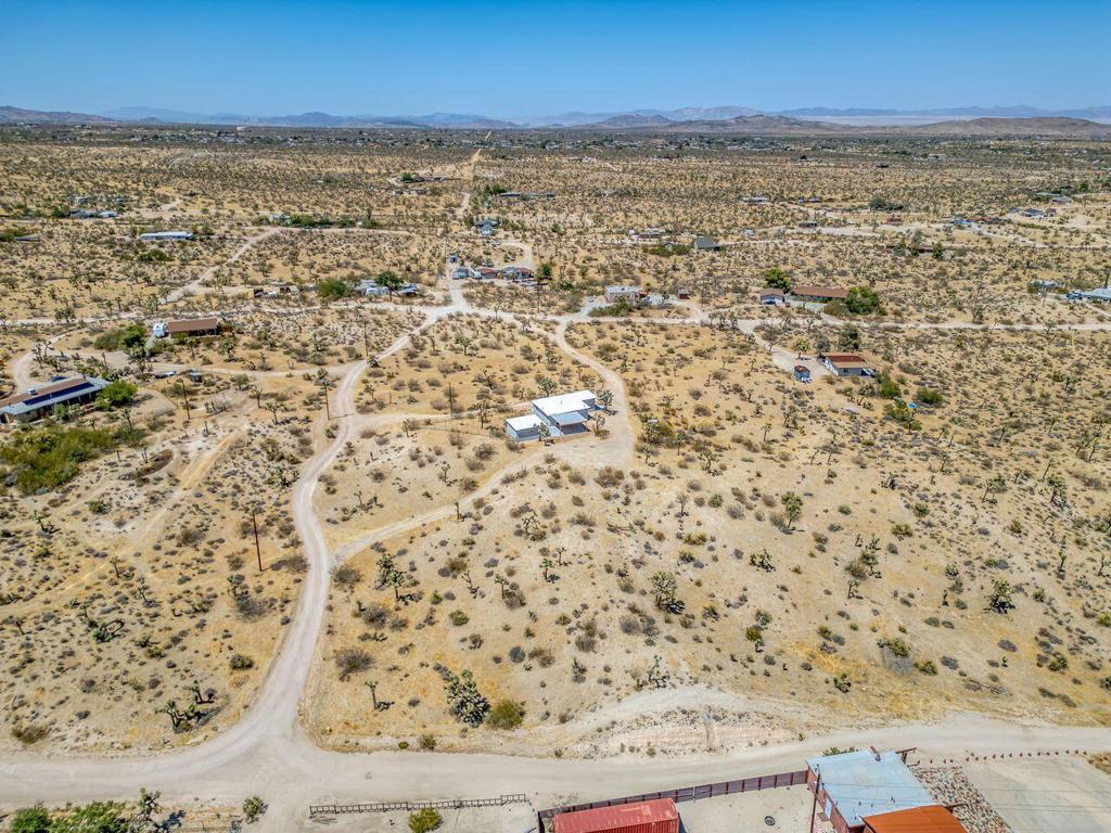 main property photo 33