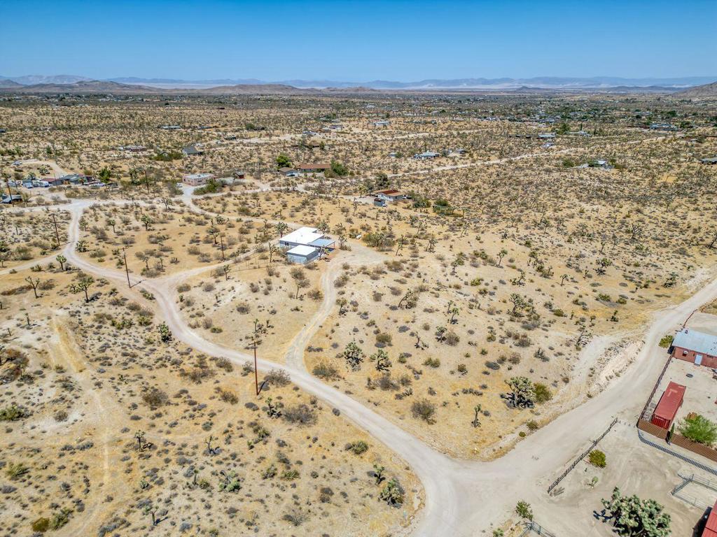 main property photo 34