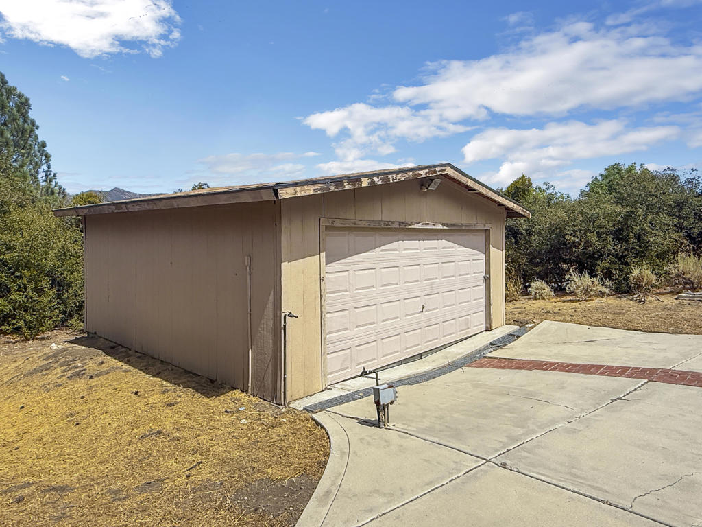 main property photo 65
