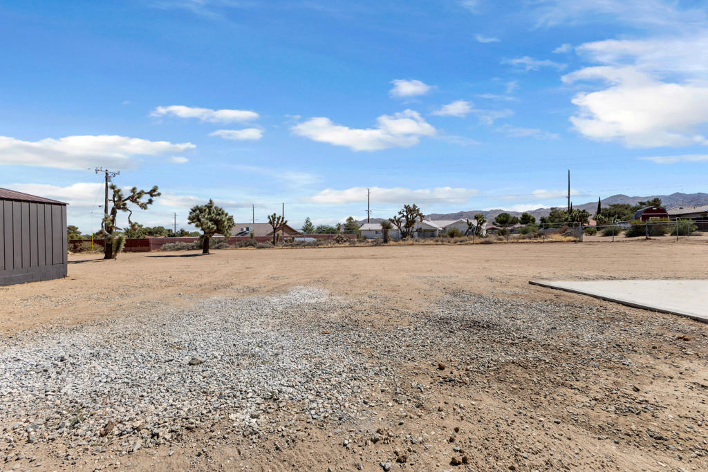 main property photo 64