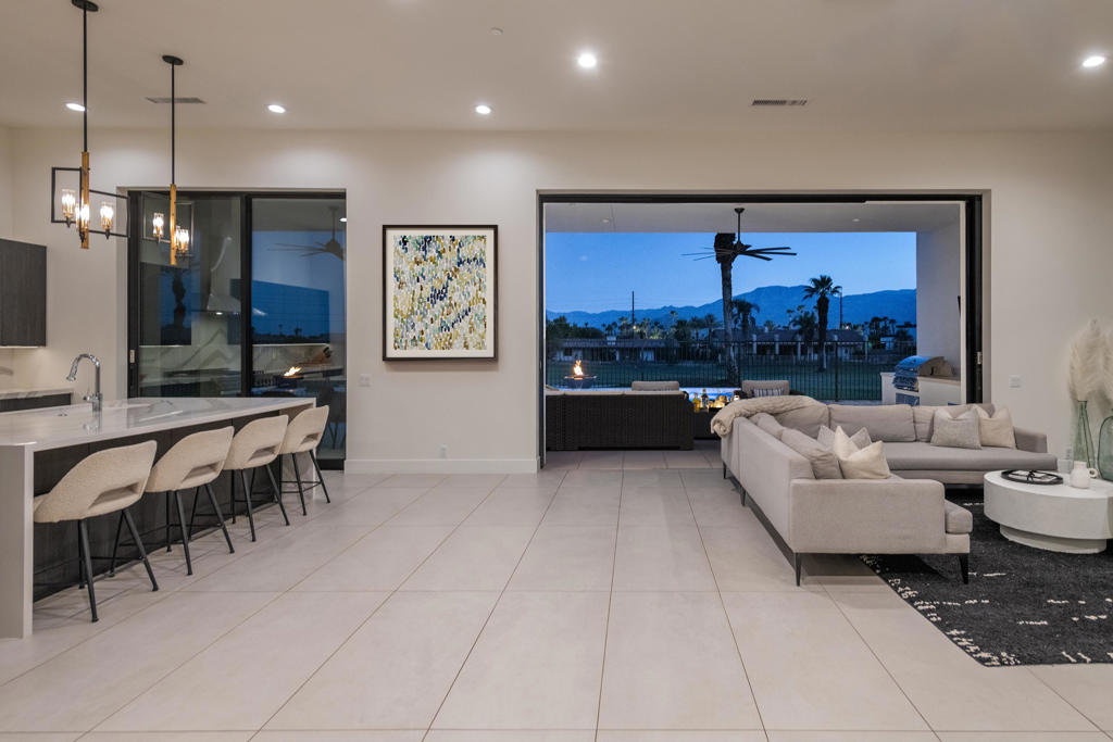 main property photo 59