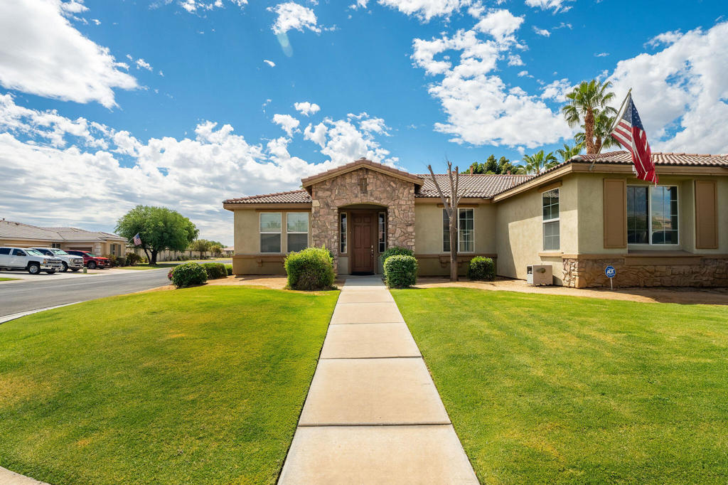 main property photo 1