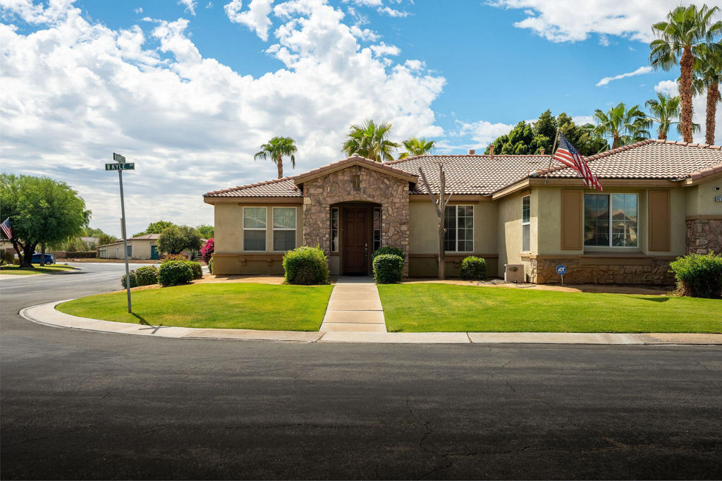 main property photo 2
