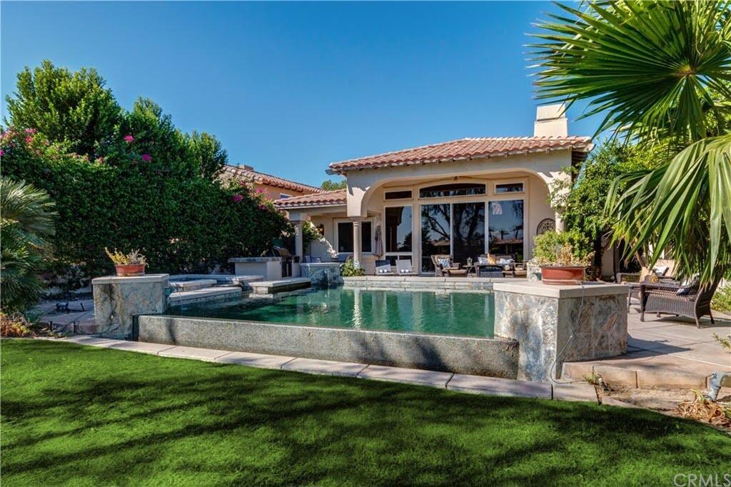 main property photo 5