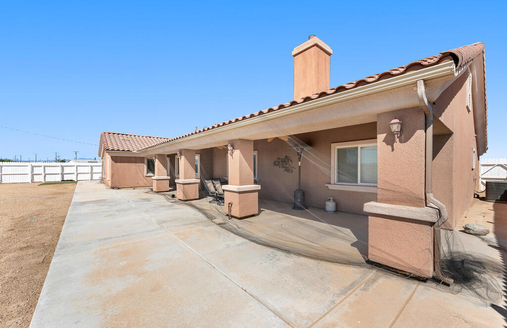 main property photo 34