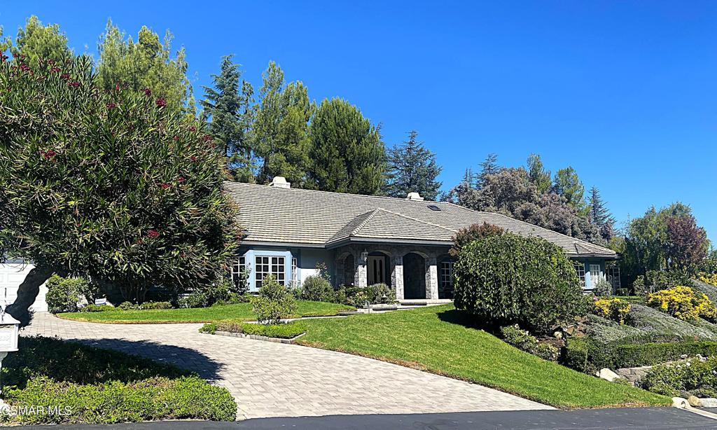 main property photo 14