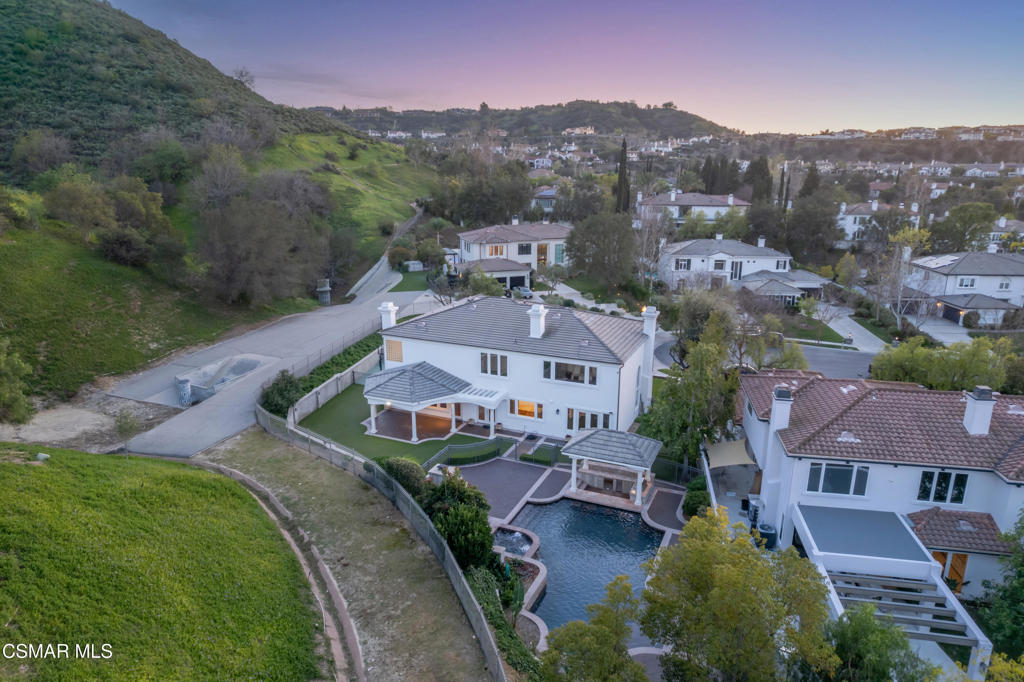 main property photo 34