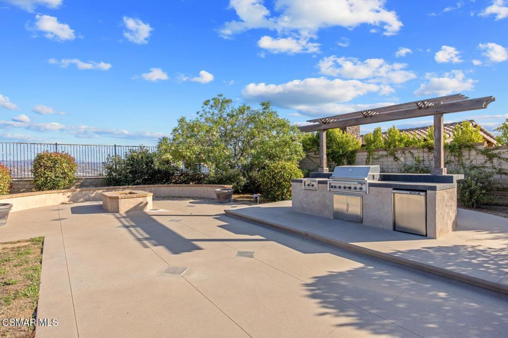 main property photo 65