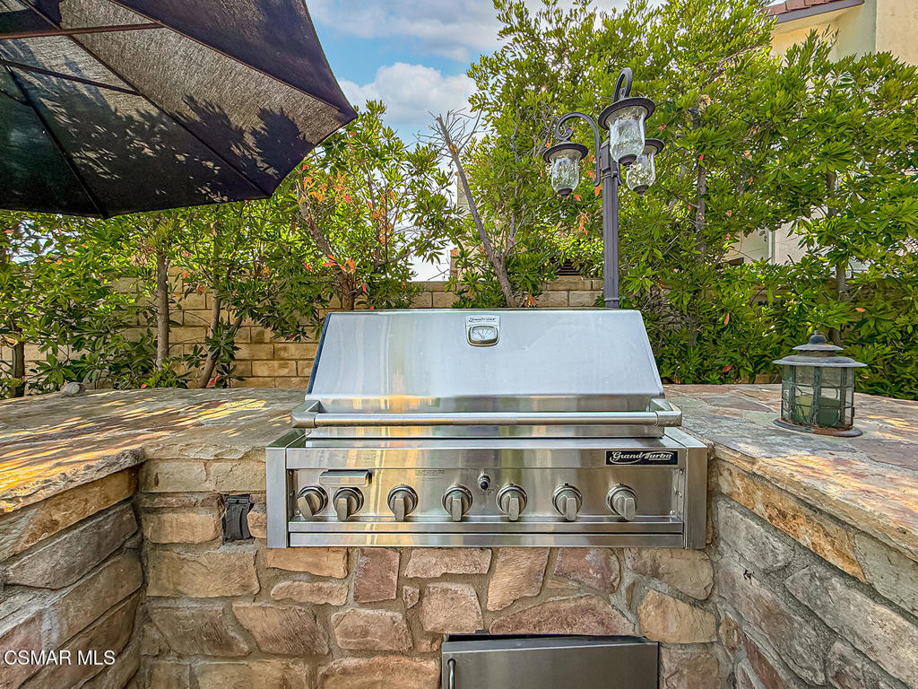 main property photo 66