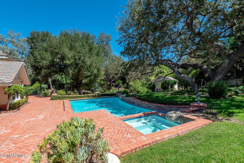 main property photo 44