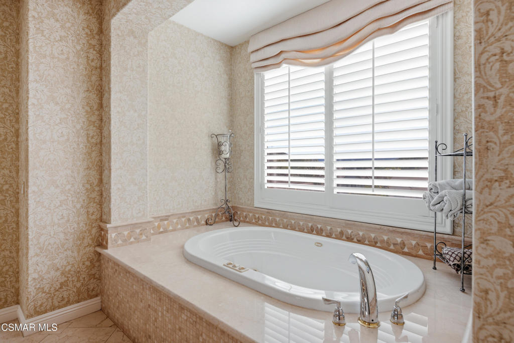 main property photo 81