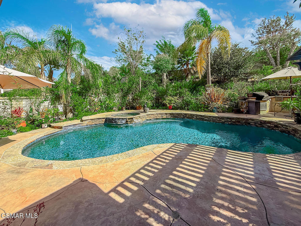 main property photo 51