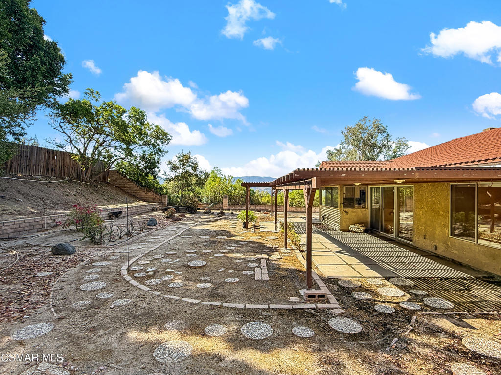 main property photo 10