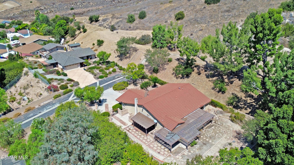 main property photo 4