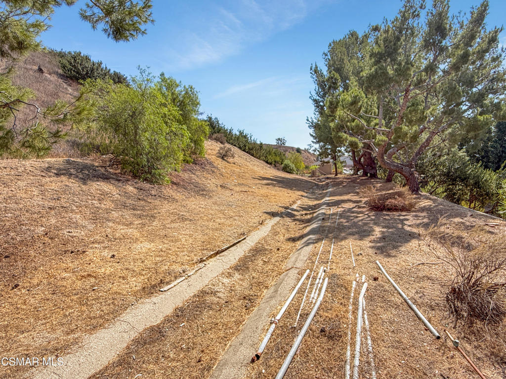 main property photo 47